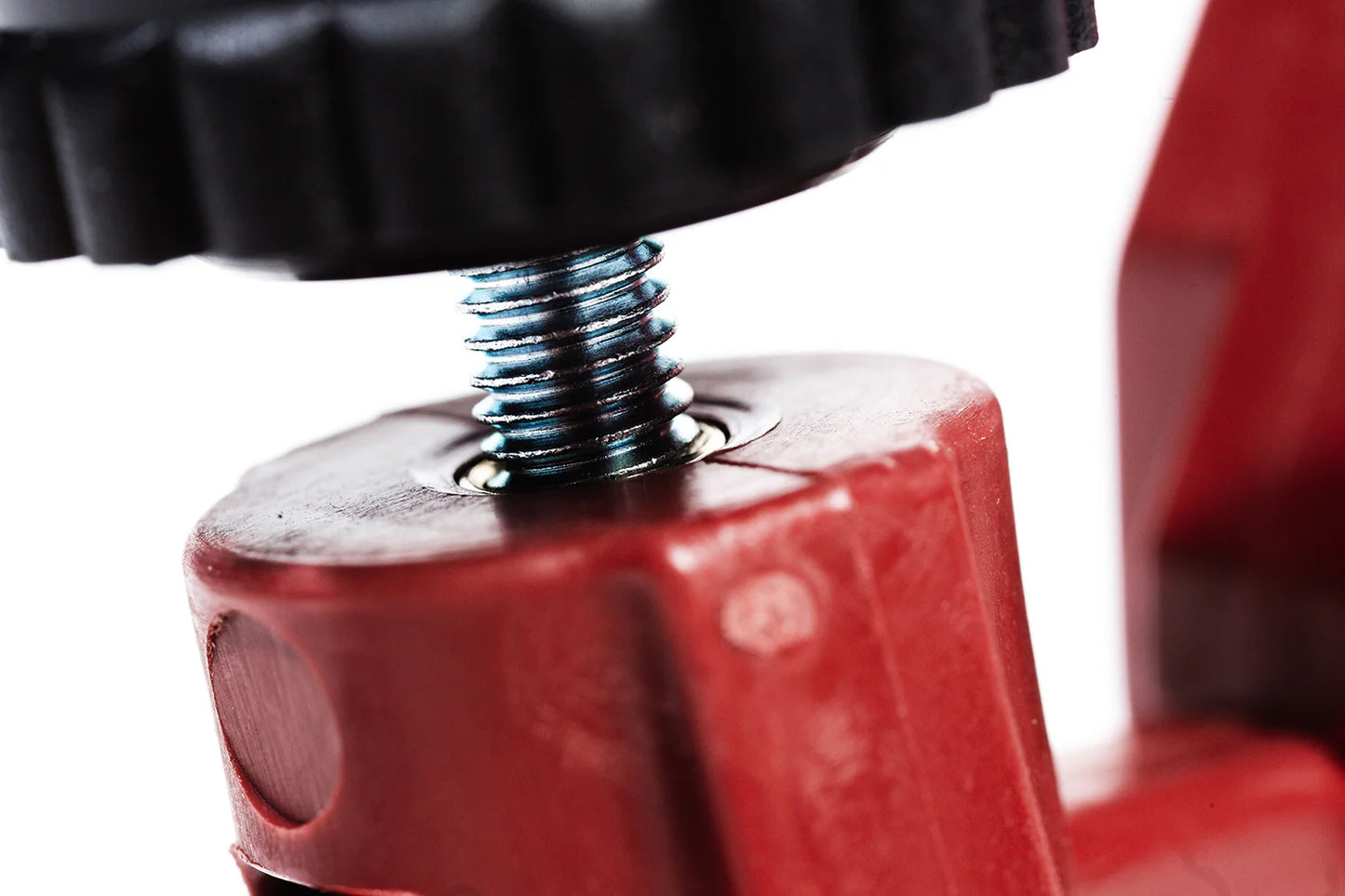 The Perfect Level Master – Fibre-Reinforced Polyamide Pliers