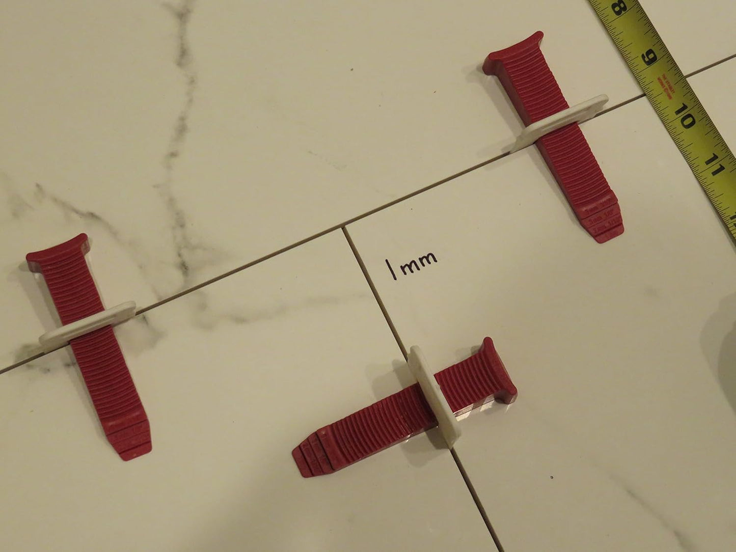 The Perfect Level Master – T-Lock (T-Level) Tile Levelling Clips – Professional Anti Lippage Tile Leveling System